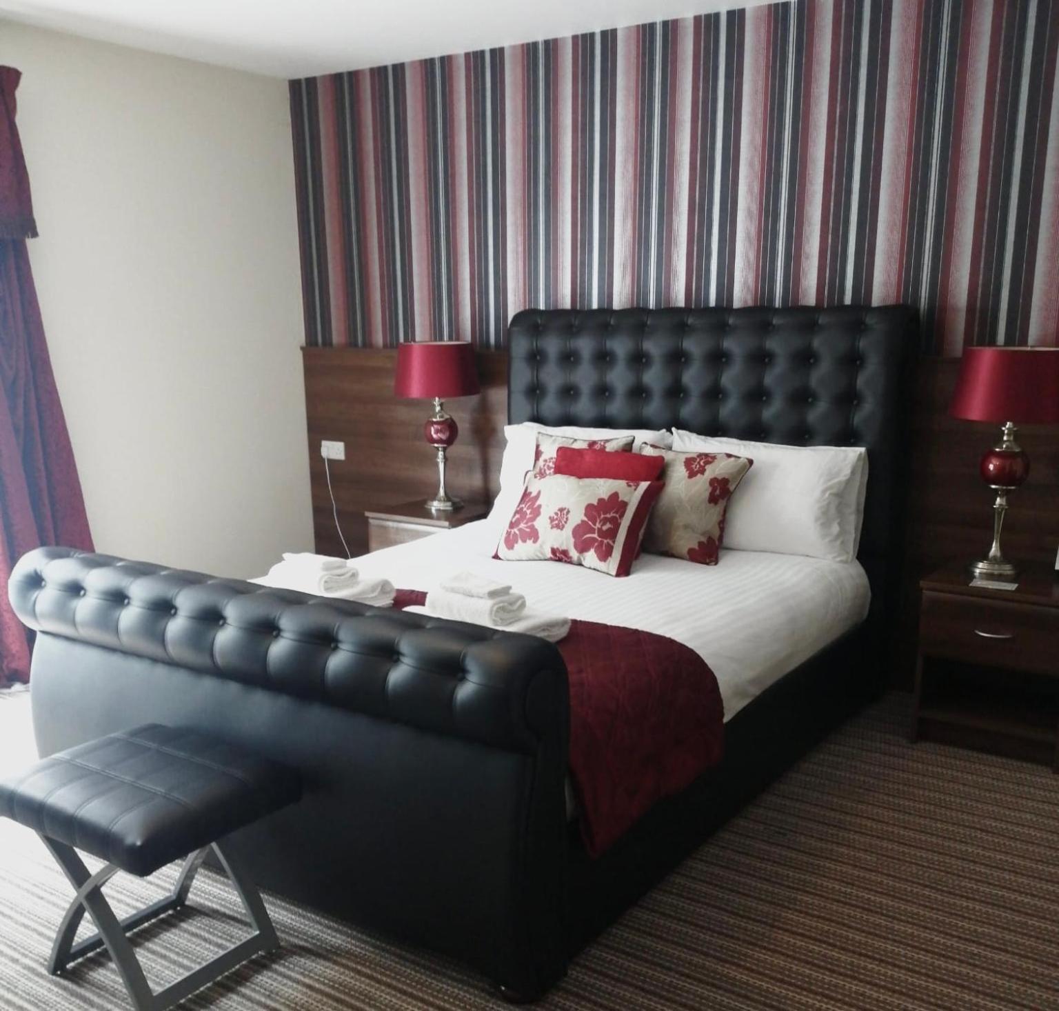 The Hedges Hotel Stranocum Eksteriør bilde